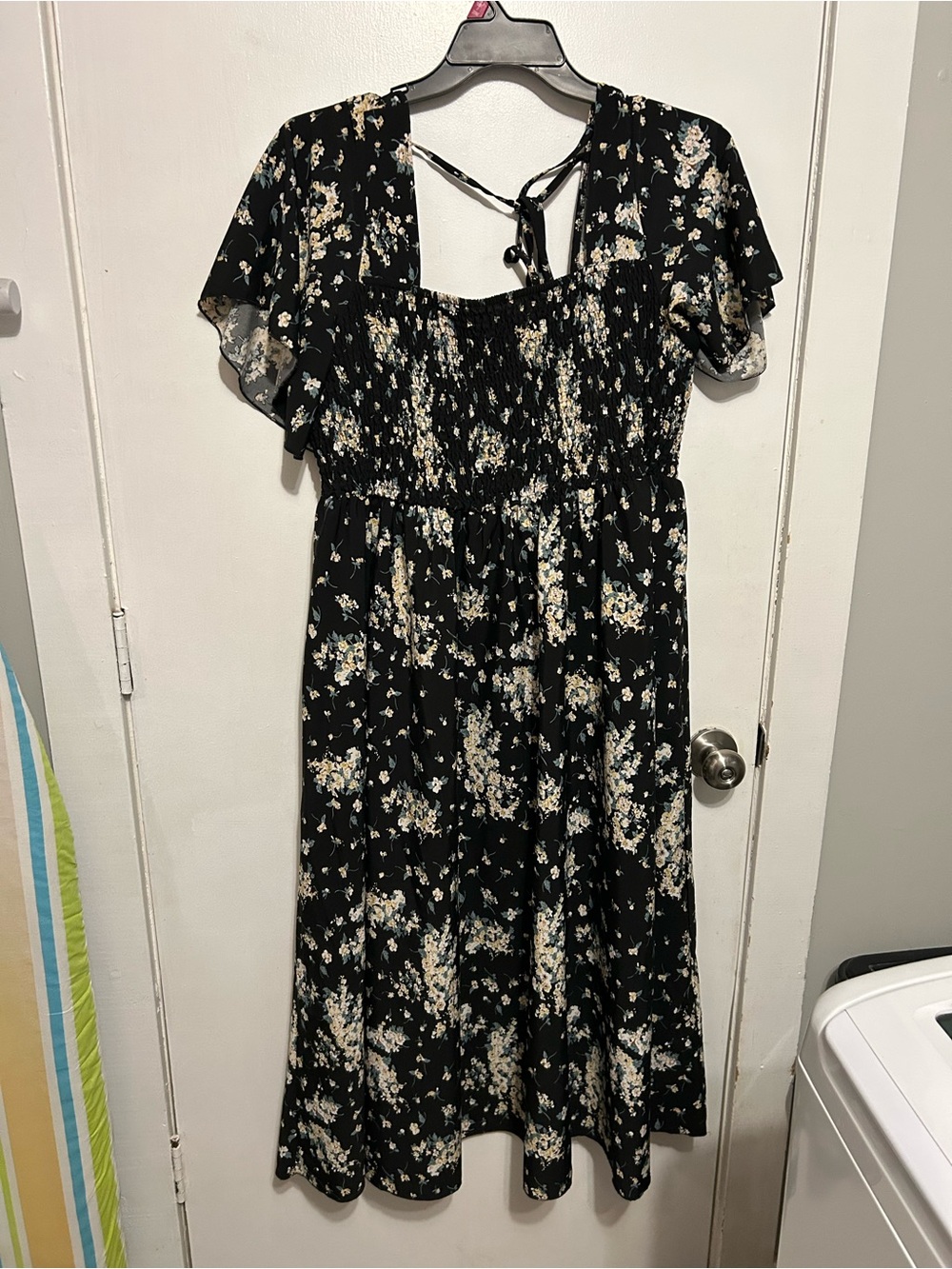 SHEIN Black Floral Smocked Midi Dress with Tie-Back